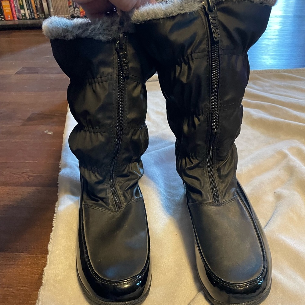 Totes black all weather boots size 7